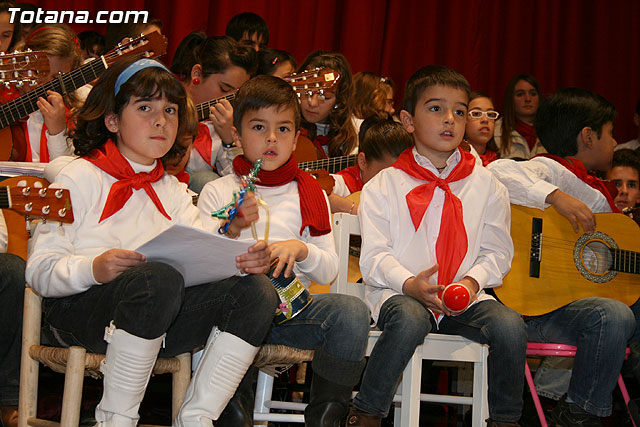 XV Concierto de Villancicos y actuación del grupo Los Duendes - 34