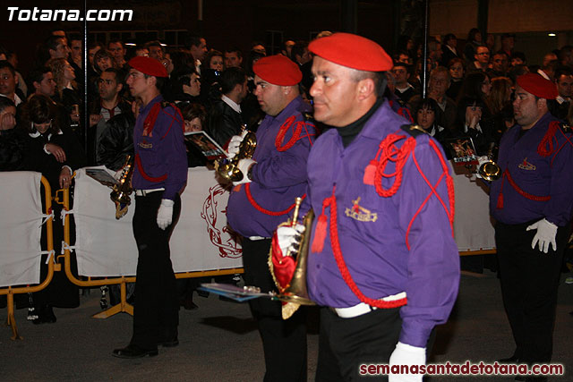 Procesin del Santo Entierro - Viernes Santo 2010 - Reportaje II (Recogida) - 70