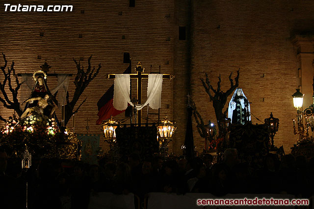 Procesin del Santo Entierro - Viernes Santo 2010 - Reportaje II (Recogida) - 838