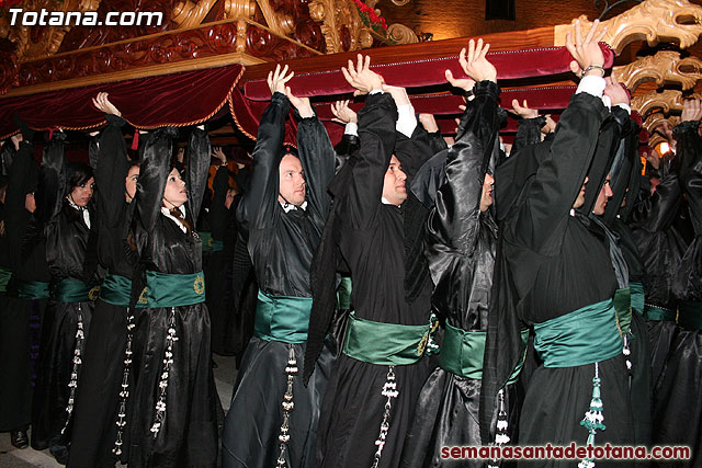 Procesin del Santo Entierro - Viernes Santo 2010 - Reportaje II (Recogida) - 267