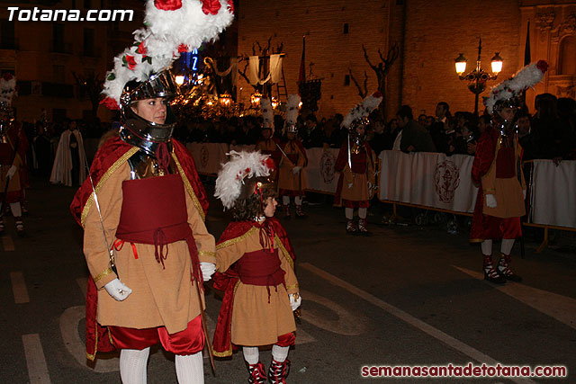 Procesin del Santo Entierro - Viernes Santo 2010 - Reportaje II (Recogida) - 532