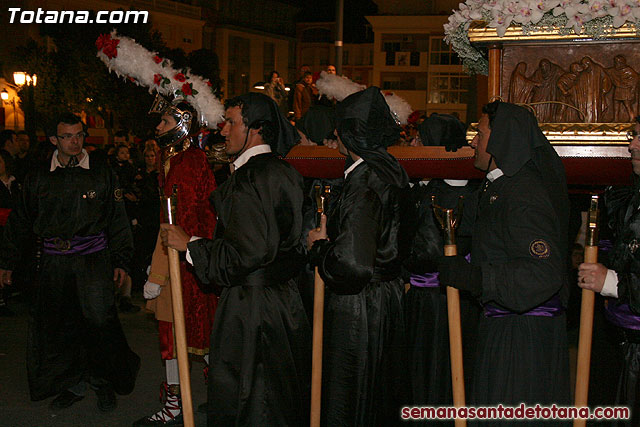 Procesin del Santo Entierro - Viernes Santo 2010 - Reportaje II (Recogida) - 550