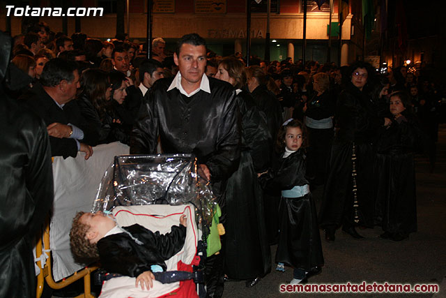 Procesin del Santo Entierro - Viernes Santo 2010 - Reportaje II (Recogida) - 637