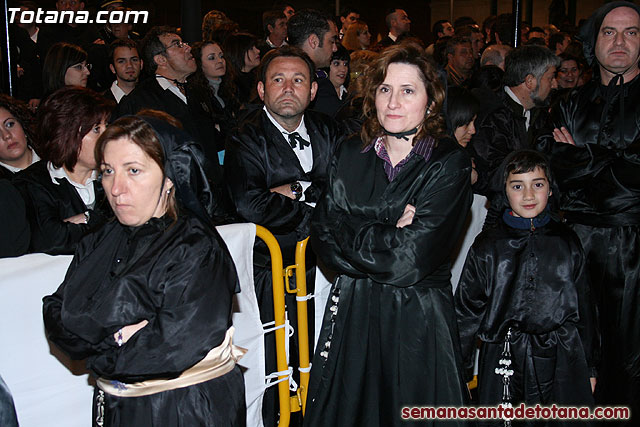 Procesin del Santo Entierro - Viernes Santo 2010 - Reportaje II (Recogida) - 730