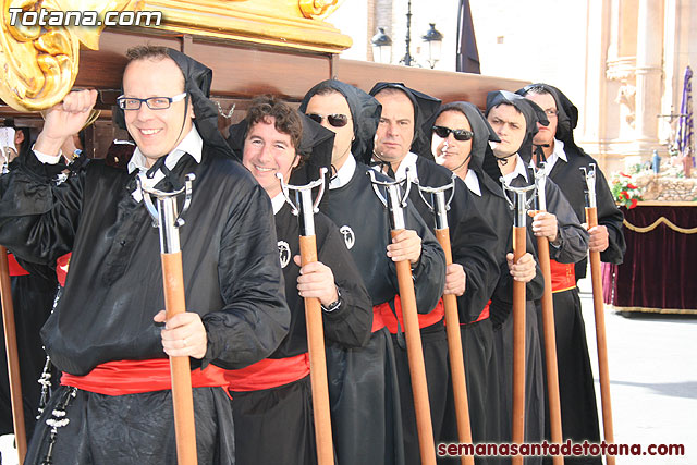 Procesin Viernes Santo maana 2010 - Reportaje I (Salida y recogida I) - 143