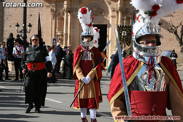 Procesin Viernes Santo maana 2010 - Reportaje I (Salida y recogida I) - 217