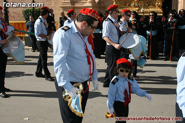 Procesin Viernes Santo maana 2010 - Reportaje I (Salida y recogida I) - 340