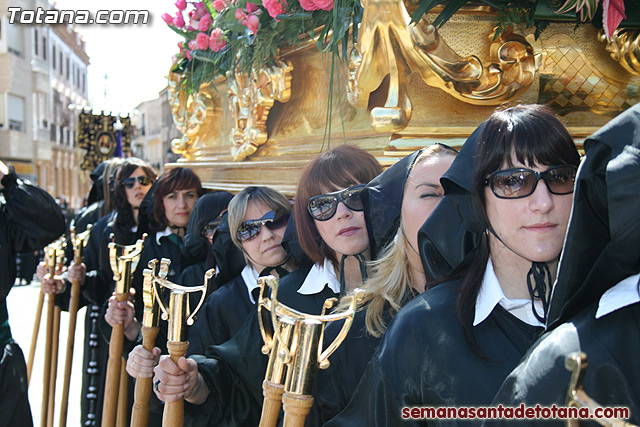 Procesin Viernes Santo maana 2010 - Reportaje II (Recogida) - 59