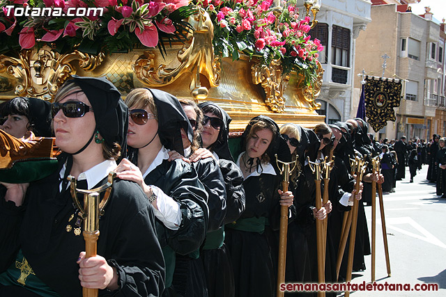 Procesin Viernes Santo maana 2010 - Reportaje II (Recogida) - 63