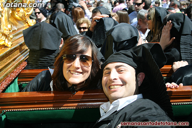 Procesin Viernes Santo maana 2010 - Reportaje II (Recogida) - 68