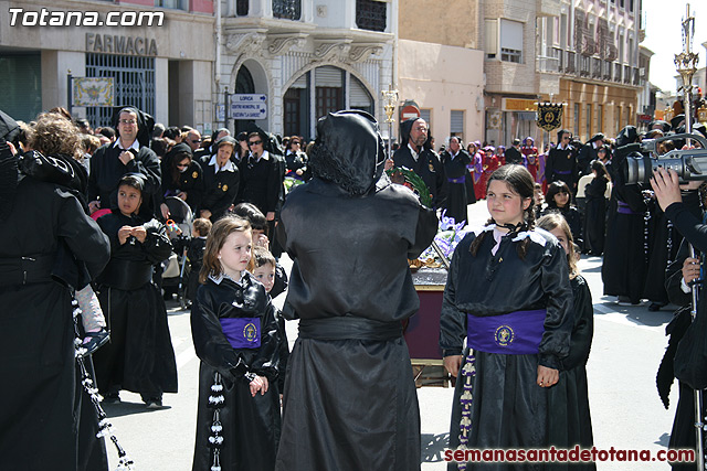 Procesin Viernes Santo maana 2010 - Reportaje II (Recogida) - 78