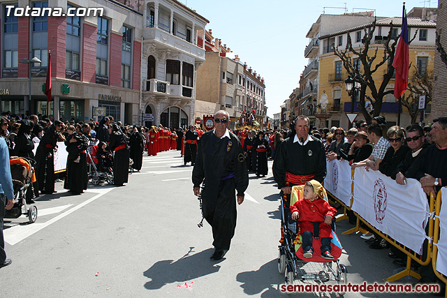 Procesin Viernes Santo maana 2010 - Reportaje II (Recogida) - 144