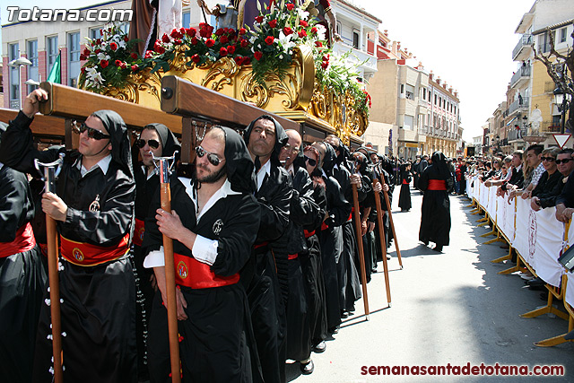 Procesin Viernes Santo maana 2010 - Reportaje II (Recogida) - 175