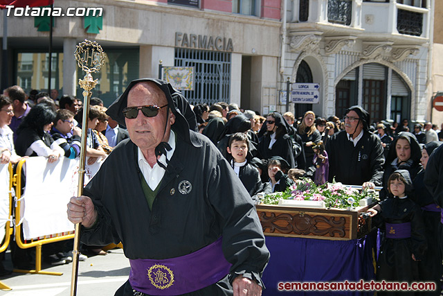 Procesin Viernes Santo maana 2010 - Reportaje II (Recogida) - 194