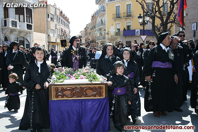 Procesin Viernes Santo maana 2010 - Reportaje II (Recogida) - 195