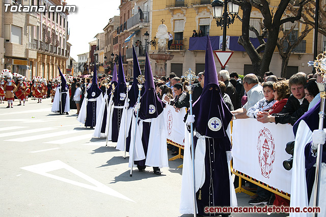 Procesin Viernes Santo maana 2010 - Reportaje II (Recogida) - 213