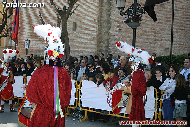 Procesin Viernes Santo maana 2010 - Reportaje II (Recogida) - 229