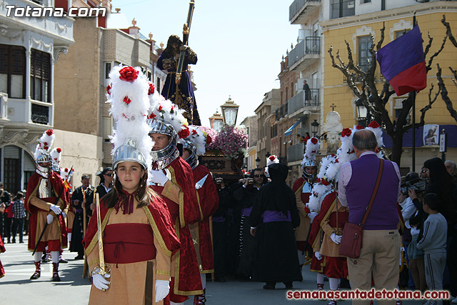 Procesin Viernes Santo maana 2010 - Reportaje II (Recogida) - 242