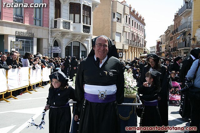 Procesin Viernes Santo maana 2010 - Reportaje II (Recogida) - 274