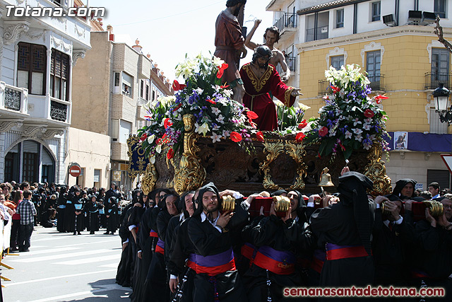 Procesin Viernes Santo maana 2010 - Reportaje II (Recogida) - 355