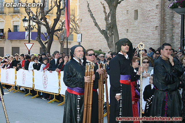 Procesin Viernes Santo maana 2010 - Reportaje II (Recogida) - 375