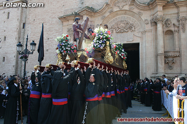 Procesin Viernes Santo maana 2010 - Reportaje II (Recogida) - 377