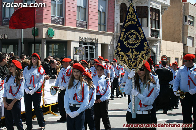 Procesin Viernes Santo maana 2010 - Reportaje II (Recogida) - 391