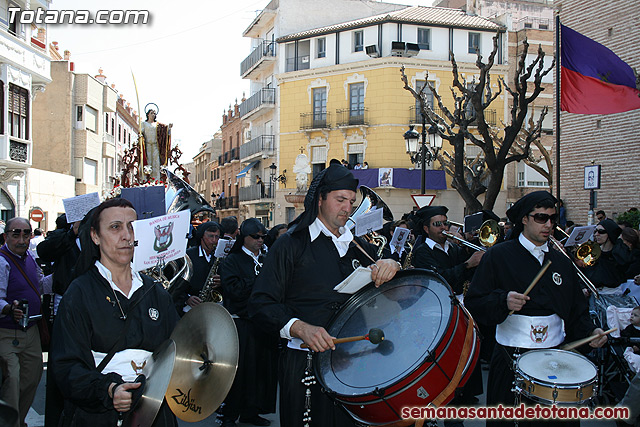 Procesin Viernes Santo maana 2010 - Reportaje II (Recogida) - 465