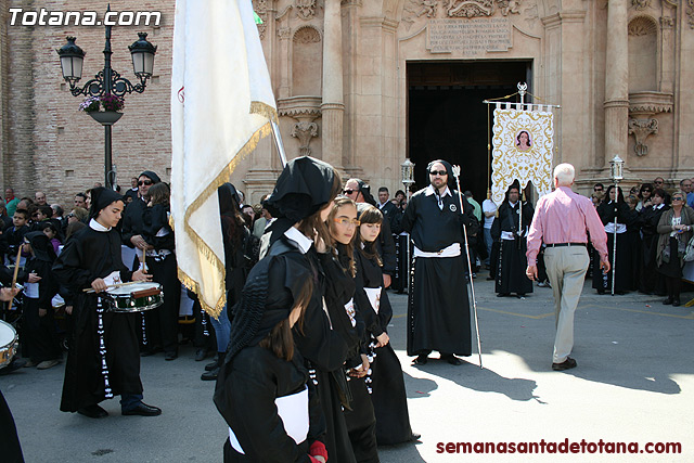 Procesin Viernes Santo maana 2010 - Reportaje II (Recogida) - 466