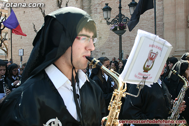 Procesin Viernes Santo maana 2010 - Reportaje II (Recogida) - 469