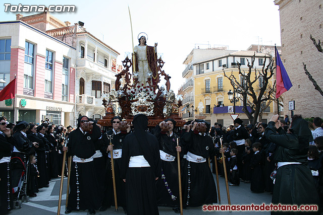 Procesin Viernes Santo maana 2010 - Reportaje II (Recogida) - 475