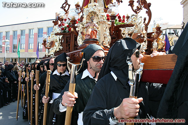 Procesin Viernes Santo maana 2010 - Reportaje II (Recogida) - 488