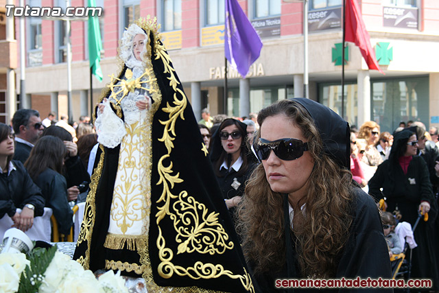 Procesin Viernes Santo maana 2010 - Reportaje II (Recogida) - 511