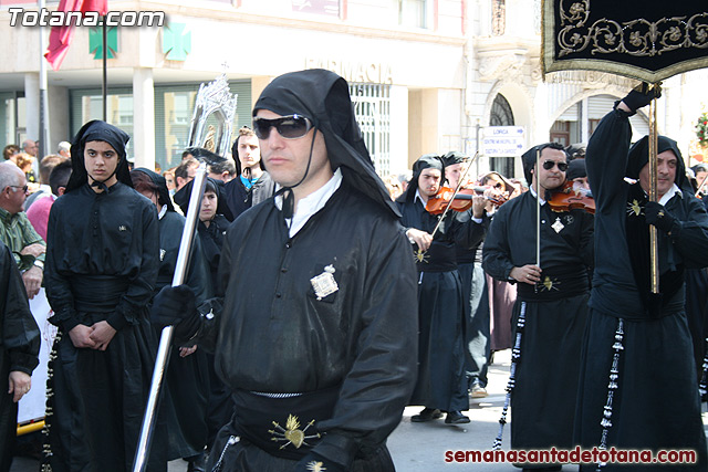 Procesin Viernes Santo maana 2010 - Reportaje II (Recogida) - 523