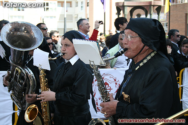 Procesin Viernes Santo maana 2010 - Reportaje II (Recogida) - 540