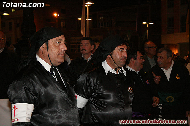 Procesin del Santo Entierro - Viernes Santo 2010 - Reportaje I (Salida y recogida 2)   - 6