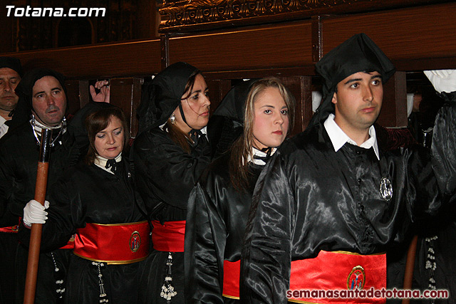 Procesin del Santo Entierro - Viernes Santo 2010 - Reportaje I (Salida y recogida 2)   - 170