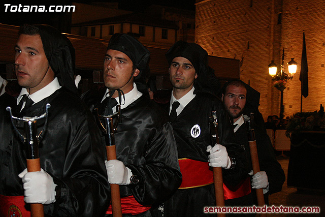 Procesin del Santo Entierro - Viernes Santo 2010 - Reportaje I (Salida y recogida 2)   - 180