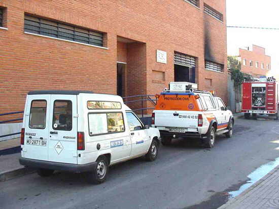 Susto por el incendio de un cuadro elctrico en la plaza de abastos, Foto 2