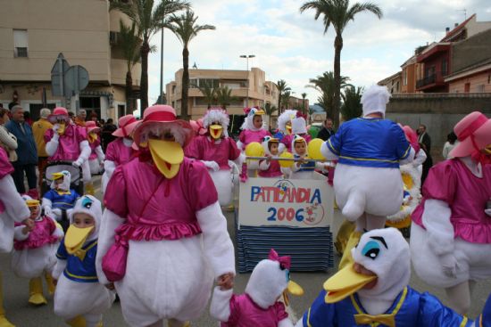 Ms de dos mil personas participaron en el desfile de carnaval infantil el 24 de febrero, Foto 1