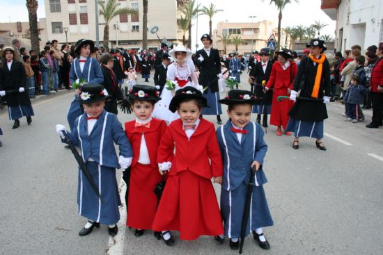 Ms de dos mil personas participaron en el desfile de carnaval infantil el 24 de febrero, Foto 3