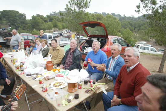 Las Hermandades y Cofradas celebraron su tradicional jornada de convivencia en La Santa, Foto 2