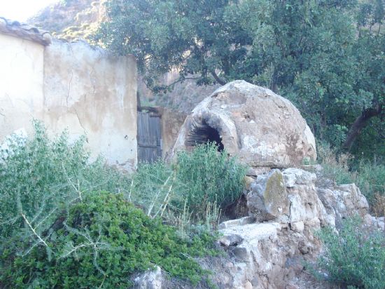 La asociacin Higea. Salud y Vida ha acondicionado las Casas de la Piedra en el paraje de Campix de Sierra Espua, Foto 3