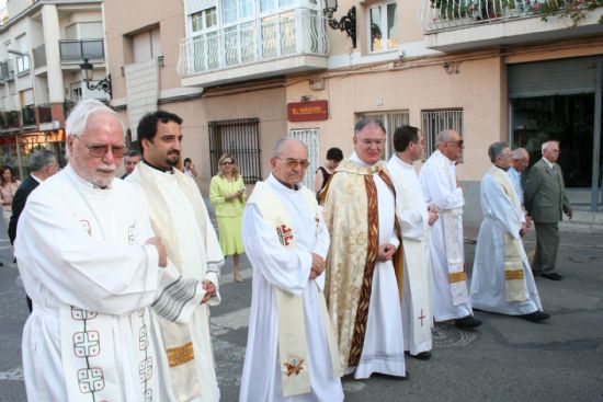 Muchos nios y nias de Primera Comunin tomaron parte en la procesin del Corpus Christi celebrada el pasado domingo, Foto 2