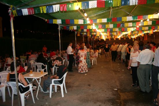 Vecinos y visitantes disfrutaron en las fiestas de los barrios Olmpico, Las Peras, Triptolemos y La Estacin, Foto 2