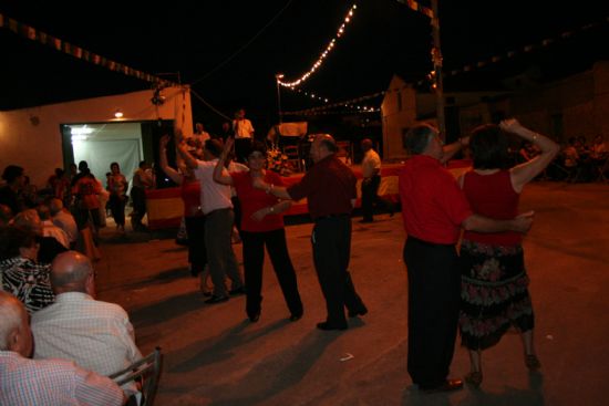El barrio de San Juan de la pedana del Paretn celebr con buen ambiente sus fiestas el pasado fin de semana, Foto 2