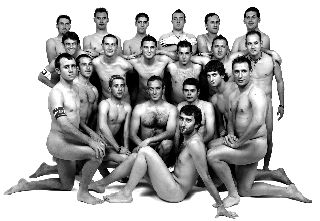 Los jugadores de la Unin Deportiva Paretn suben la temperatura con la edicin de un original calendario, Foto 1