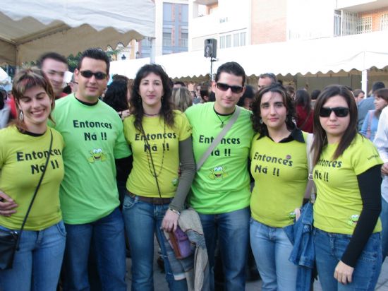 La Feria de Día se convierte estos días en el centro de reunión de vecinos y visitantes para tomarse algo, Foto 5