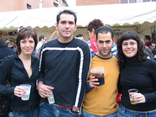 La Feria de Día se convierte estos días en el centro de reunión de vecinos y visitantes para tomarse algo, Foto 7