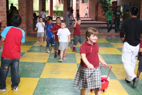Los escolares de Totana regresaron a las aulas despus del largo parntesis de las vacaciones de verano, Foto 3